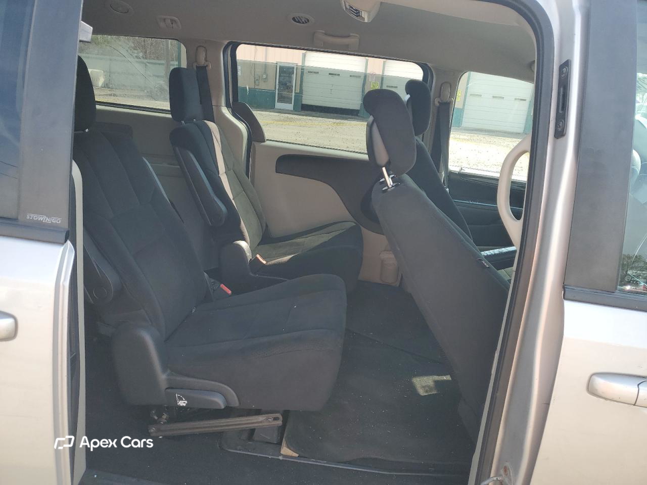 Dodge Caravan 2011