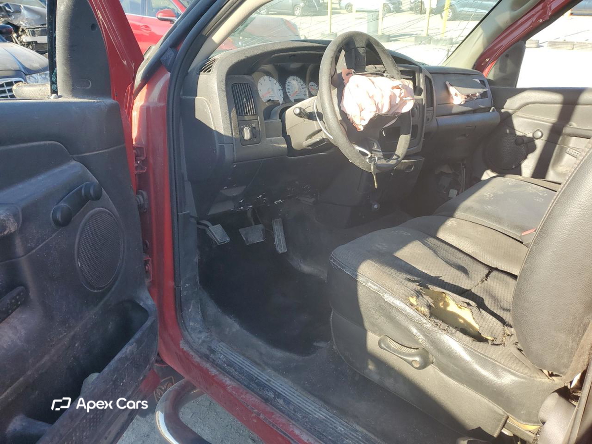 Dodge RAM 2004