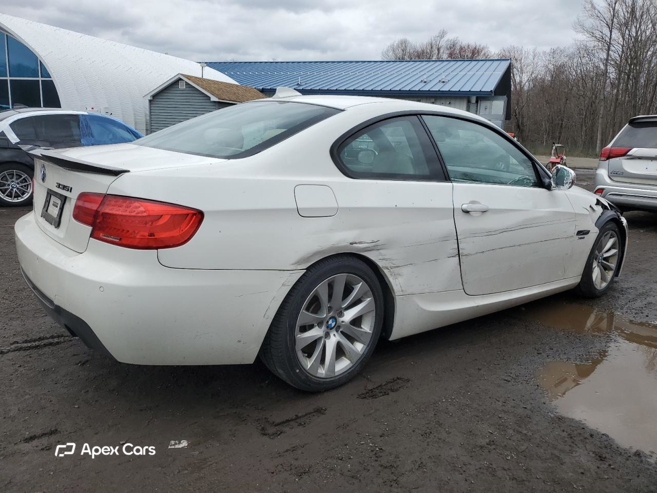 BMW Series 3 2011