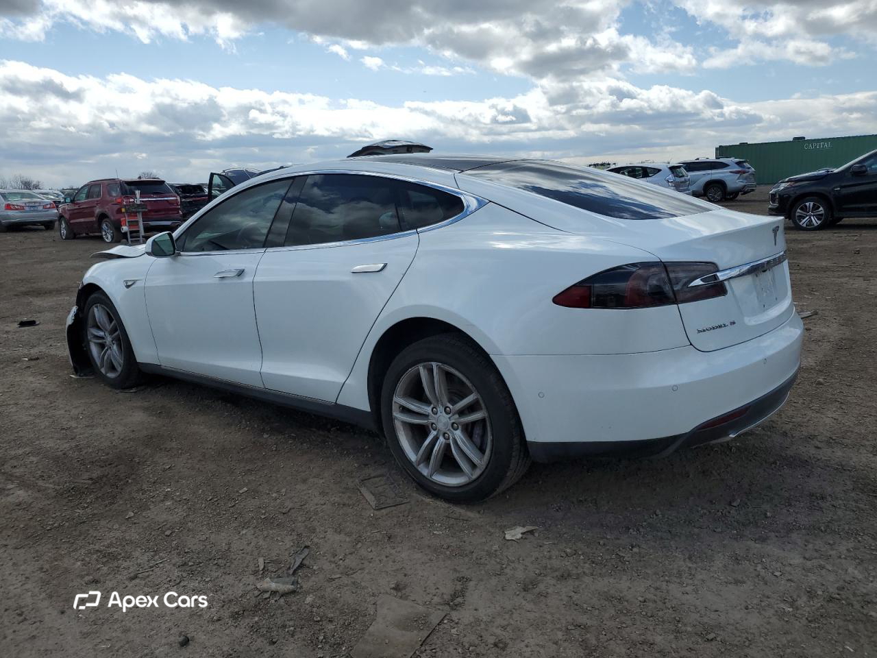 Tesla Model S 2015