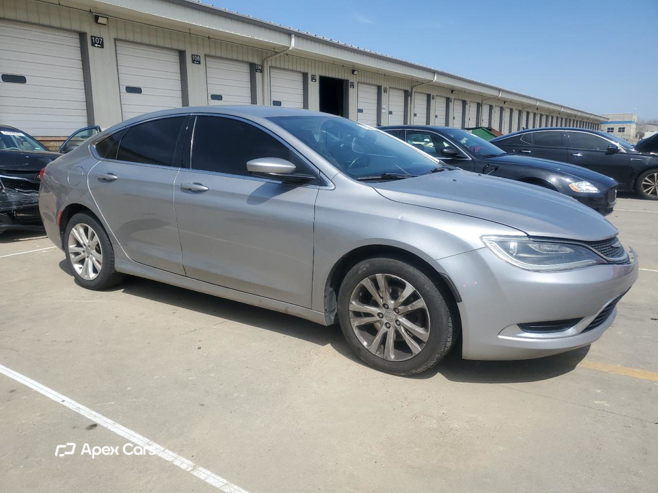 Chrysler 200 2022