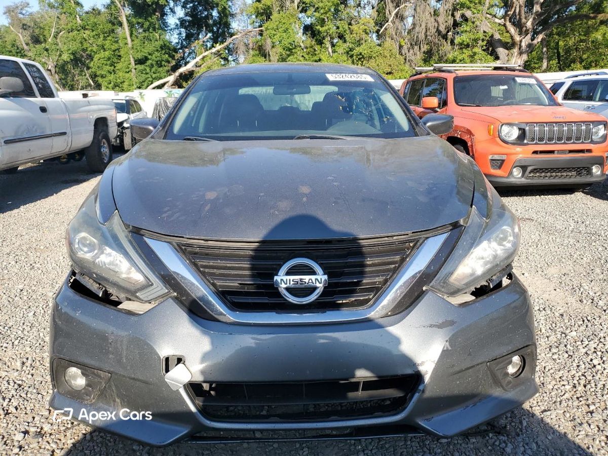 Nissan Altima 2018