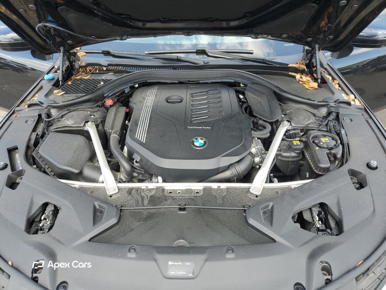 BMW Series 8 2022