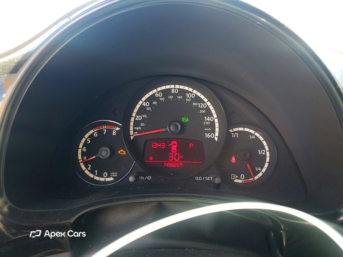 Volkswagen Beetle 2013