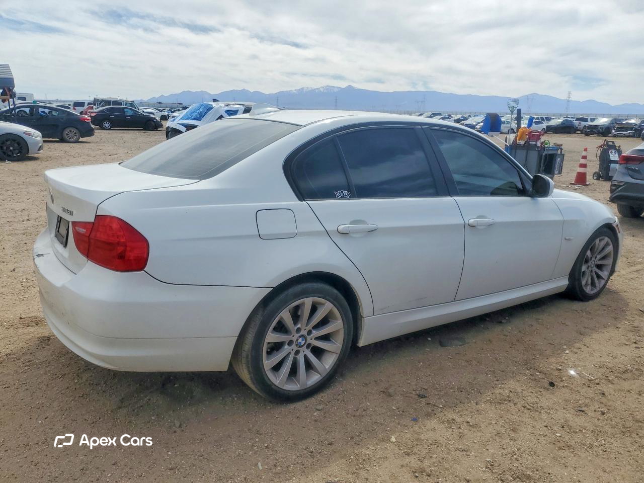 BMW Series 3 2011