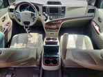 Toyota Sienna 2011