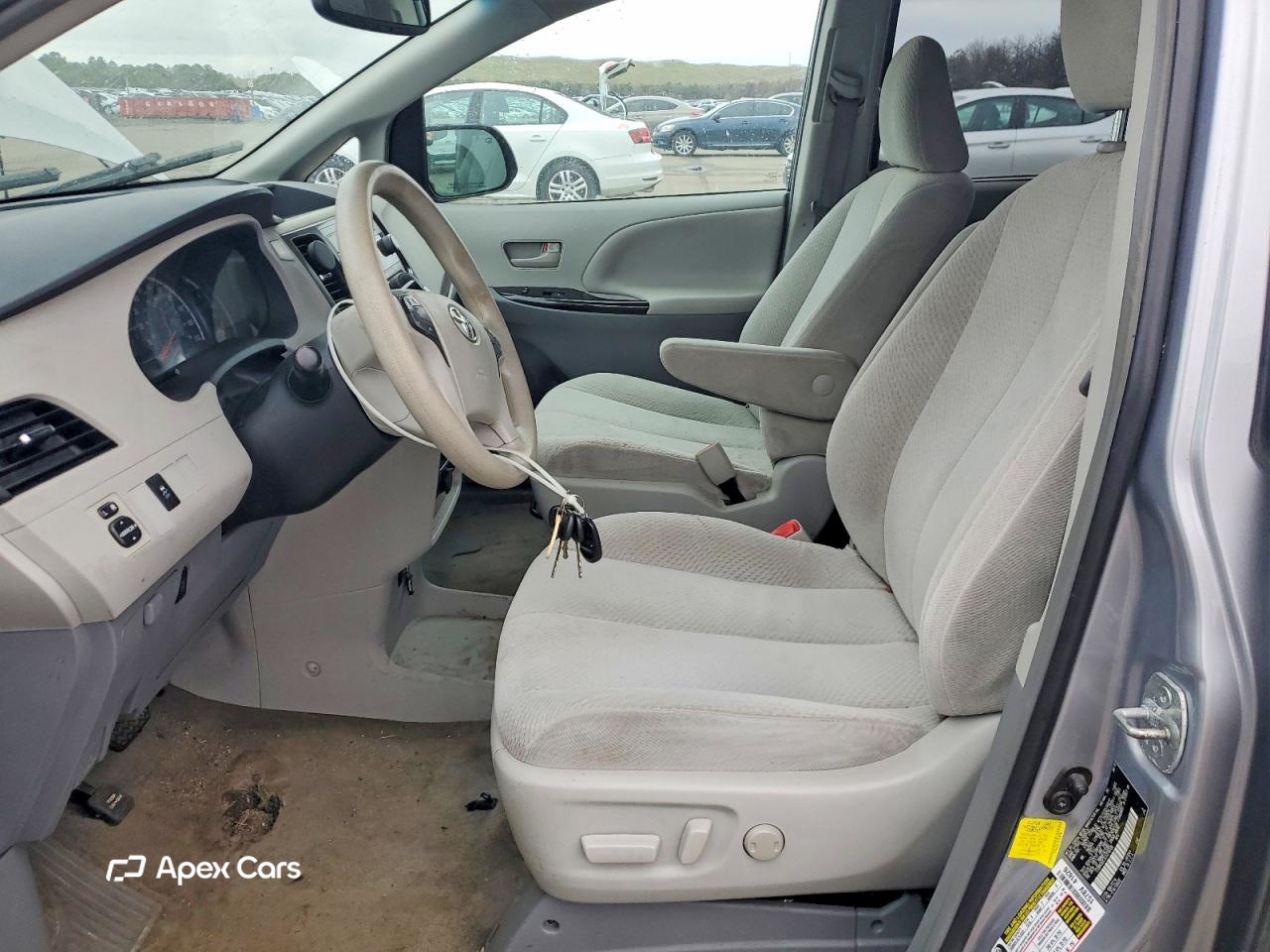 Toyota Sienna 2012
