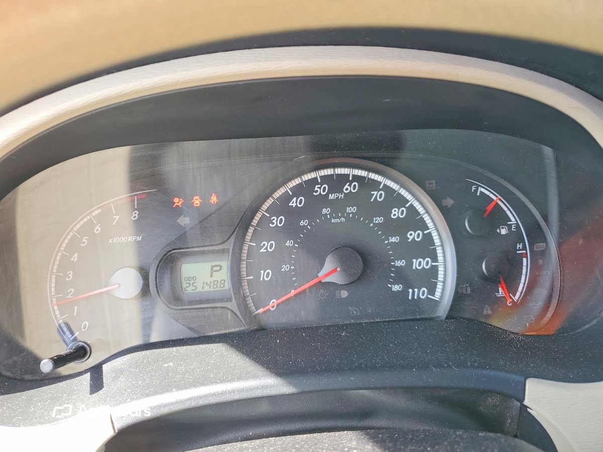Toyota Sienna 2011