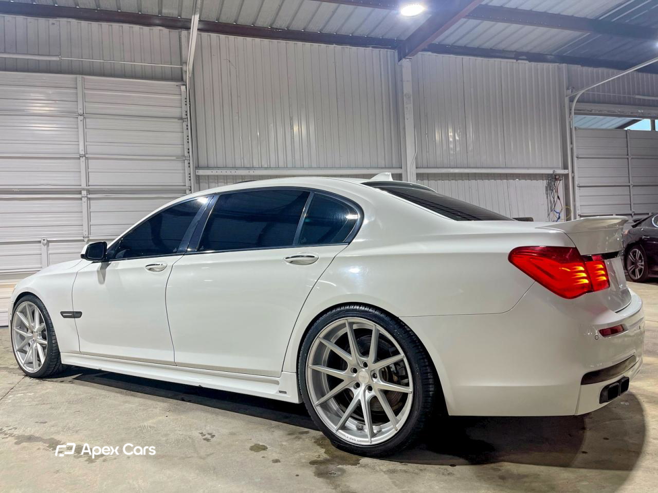 BMW Series 7 2010