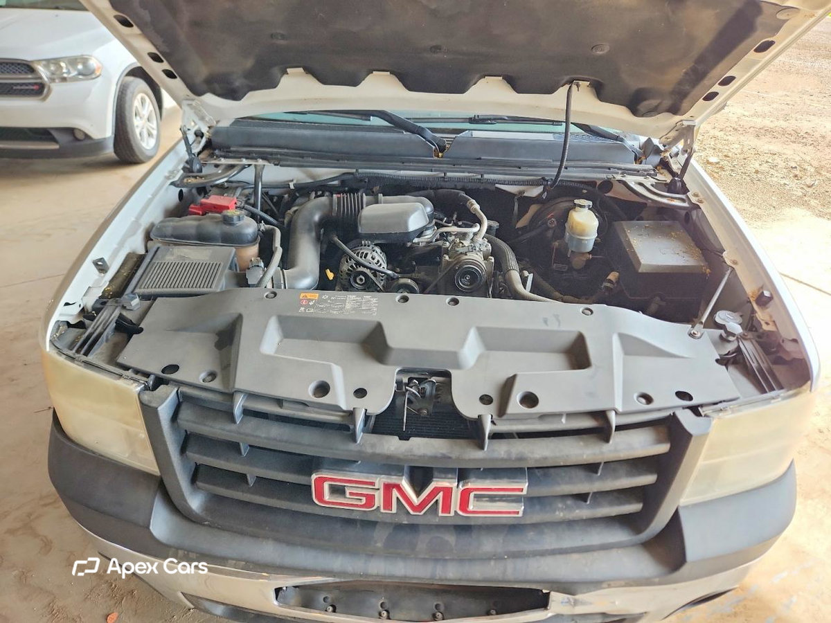 GMC Sierra 2011