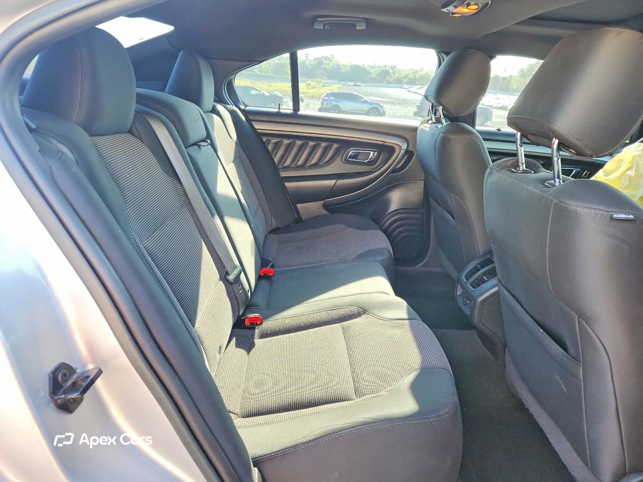 Ford Taurus 2015