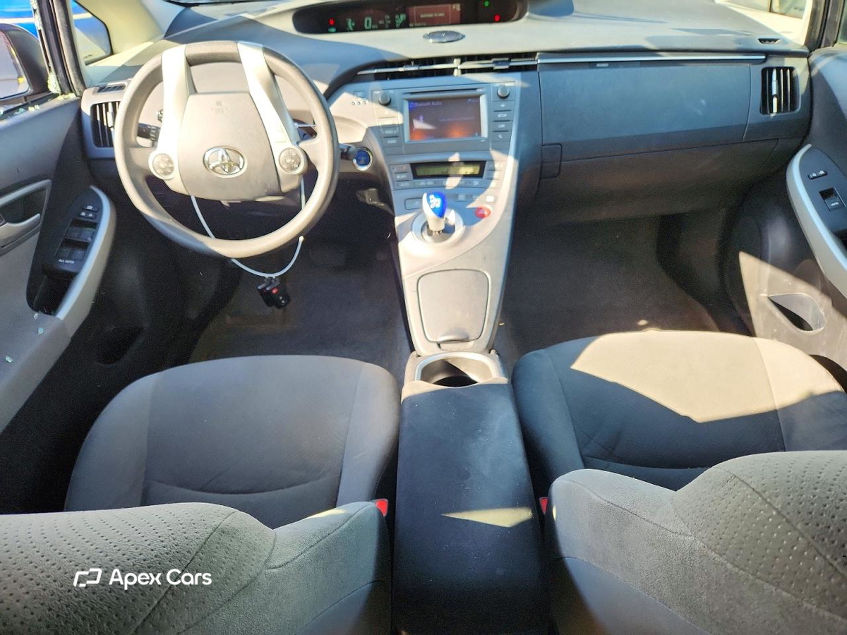 Toyota Prius 2015