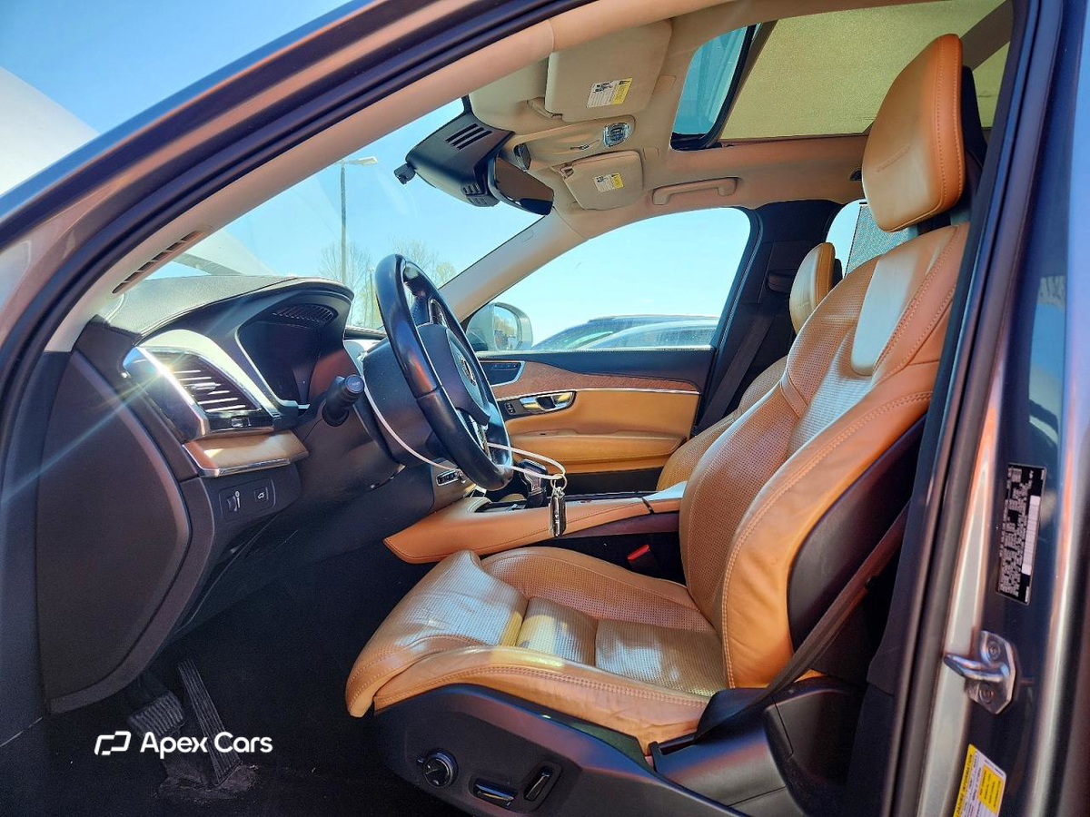 Volvo XC90 2016