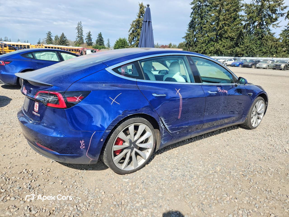 Tesla Model 3 2018