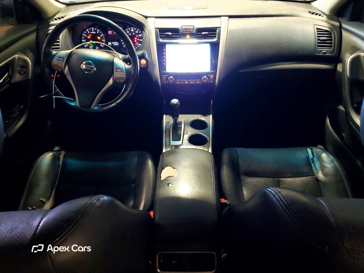 Nissan Altima 2015