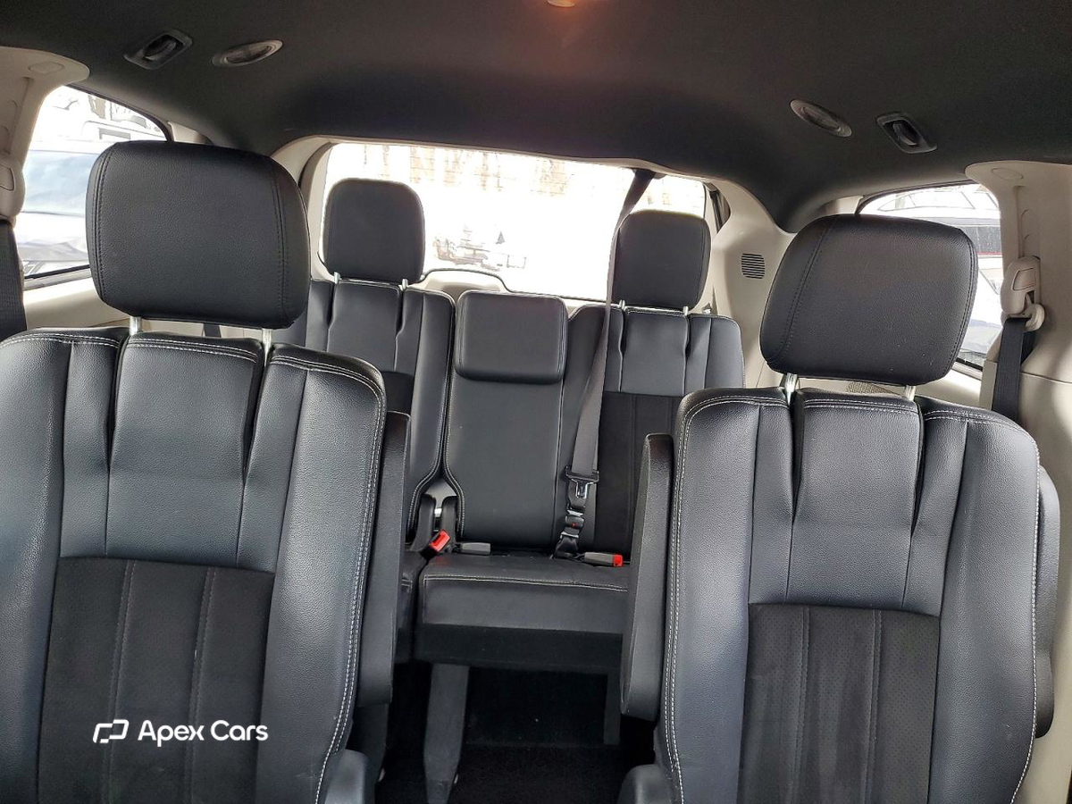 Dodge Caravan 2017