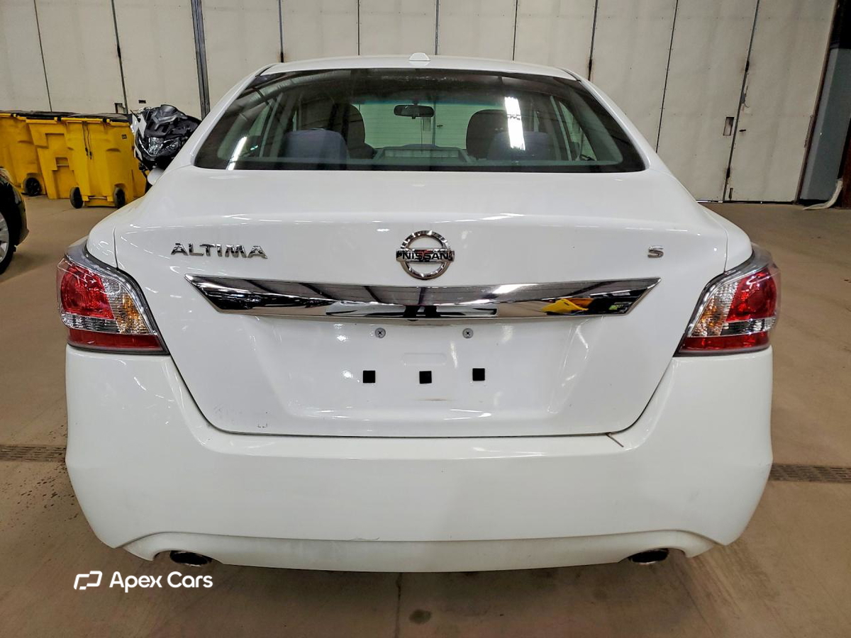 Nissan Altima 2015