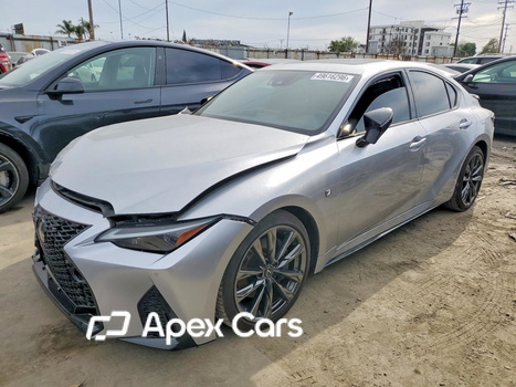 Lexus IS 2025 - Image 1 of 12