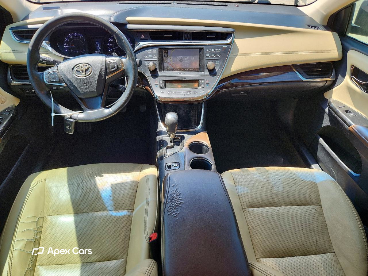 Toyota Avalon 2013