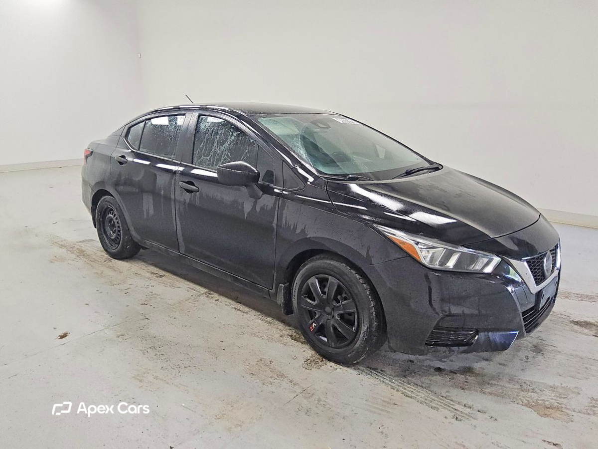 Nissan Versa 2021