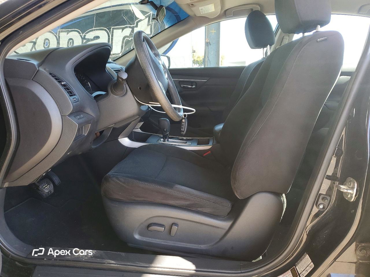 Nissan Altima 2015