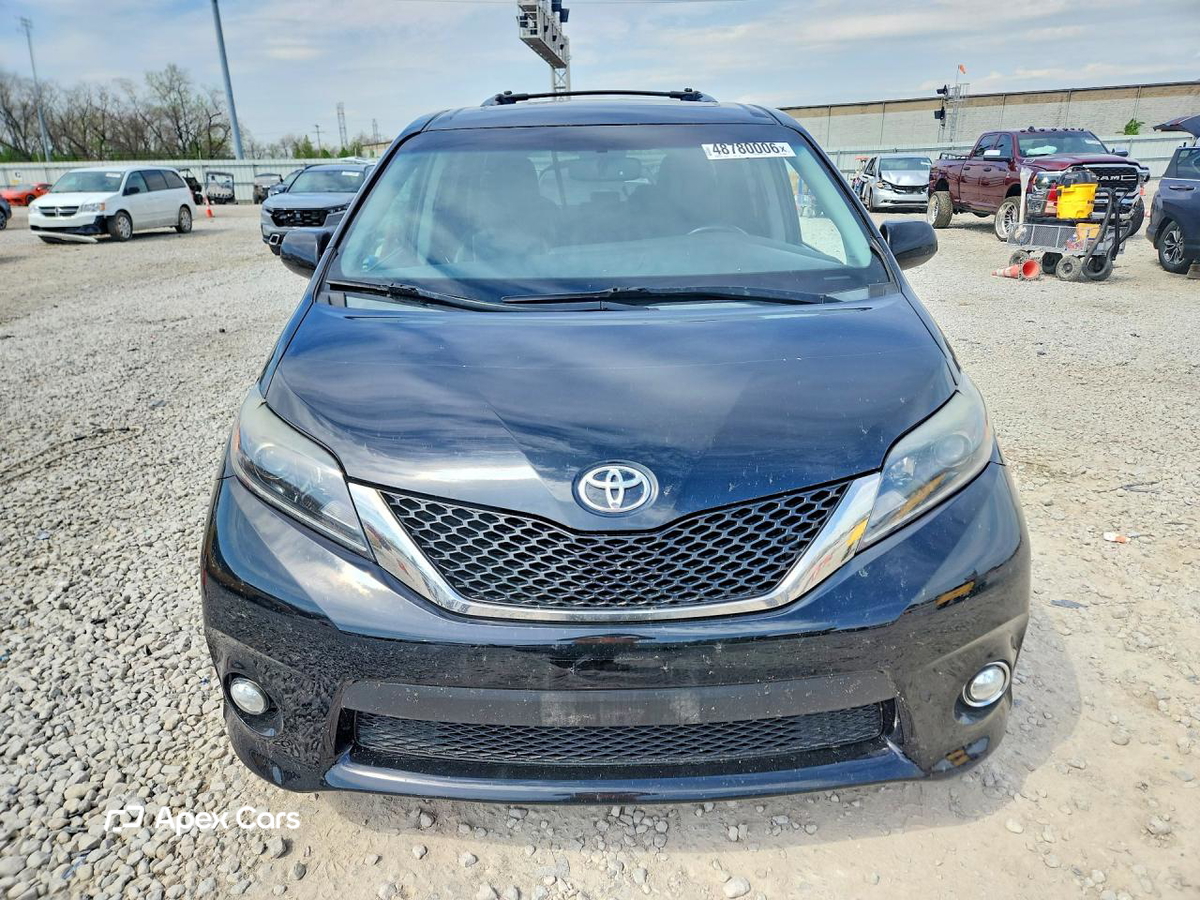 Toyota Sienna 2015