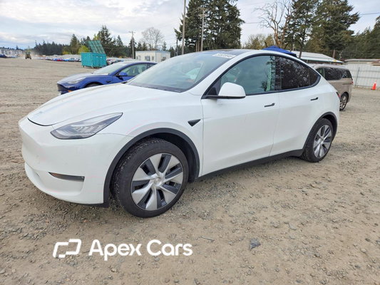 Tesla Model Y 2020 - Image 1 of 12