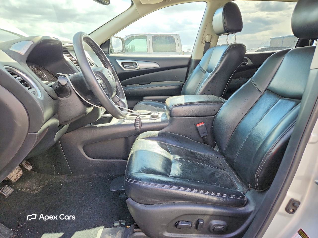 Nissan Pathfinder 2017