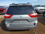 Toyota Sienna 2015