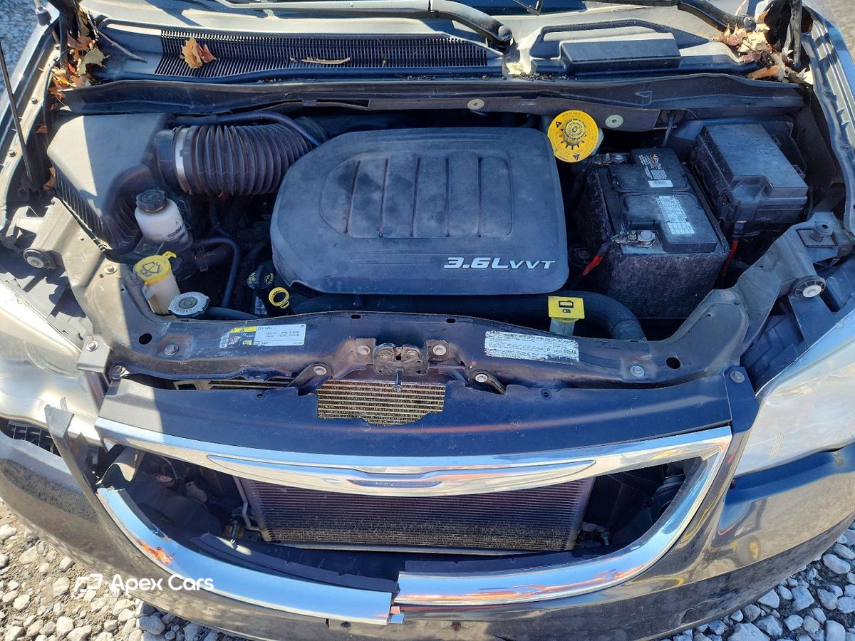 Chrysler Voyager 2013
