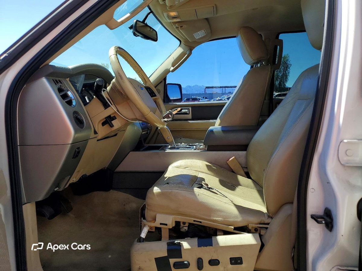 Ford Expedition 2011