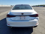 Lexus ES 2020
