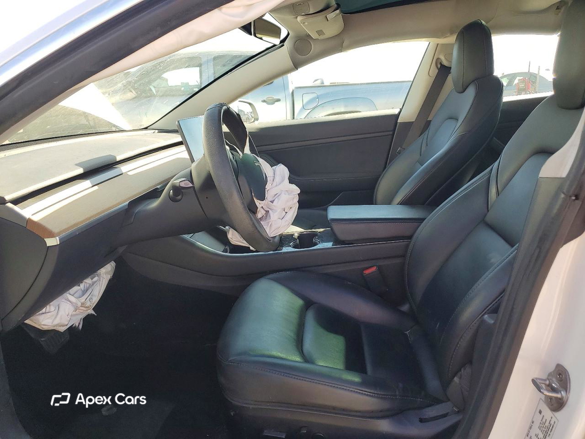 Tesla Model 3 2020