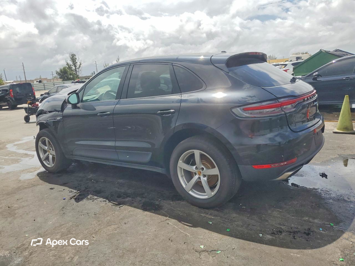 Porsche Macan 2021
