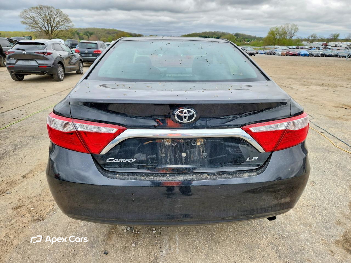 Toyota Camry 2016