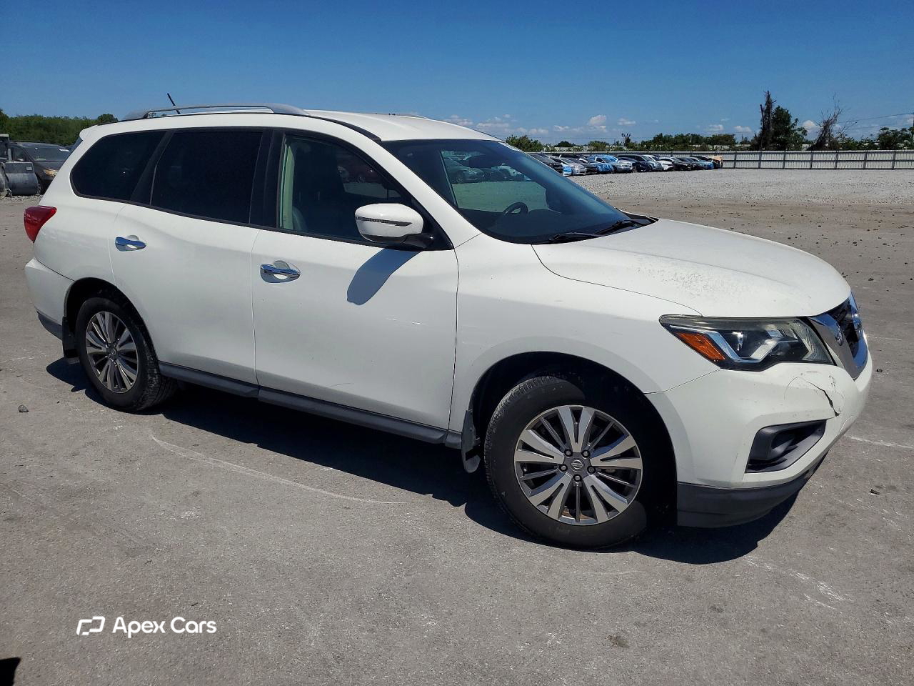 Nissan Pathfinder 2018