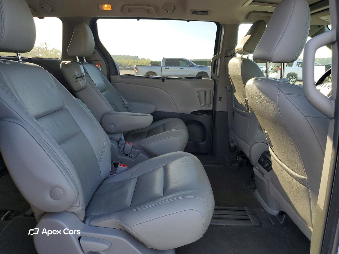 Toyota Sienna 2018