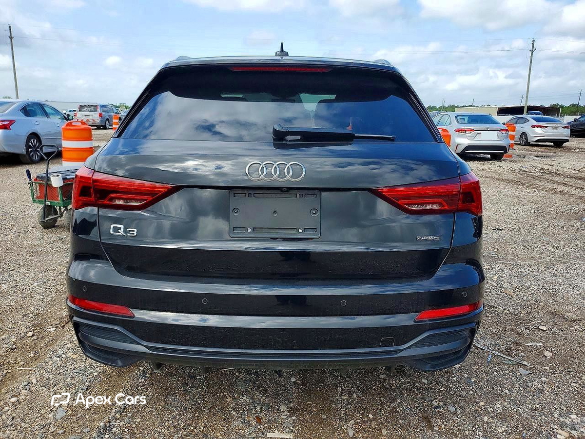 Audi Q3 2021