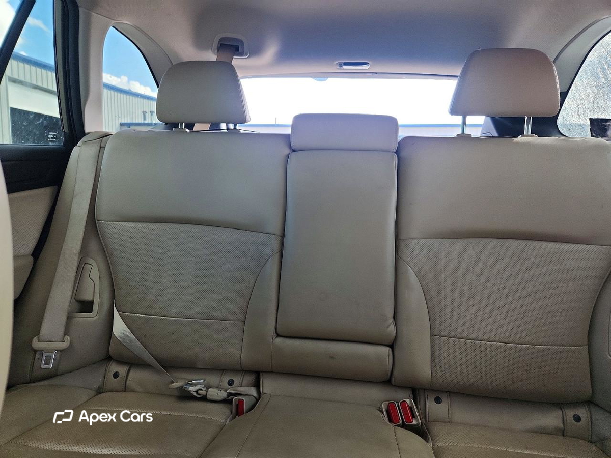 Subaru Outback 2016