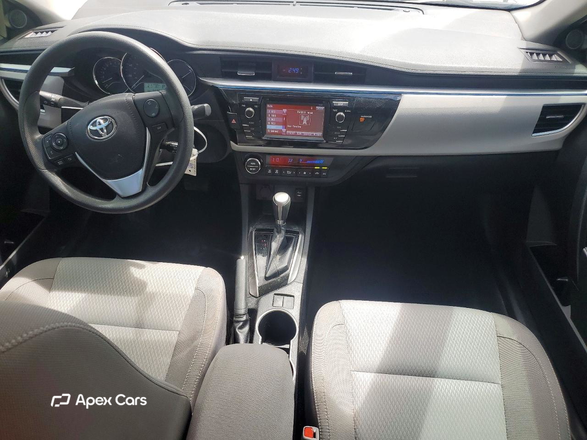 Toyota Corolla 2015
