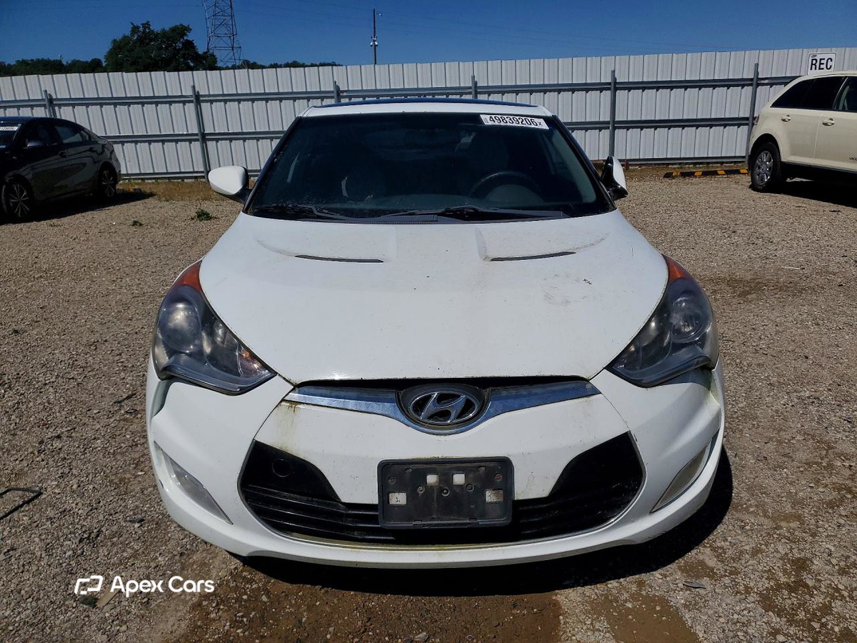 Hyundai Veloster 2012
