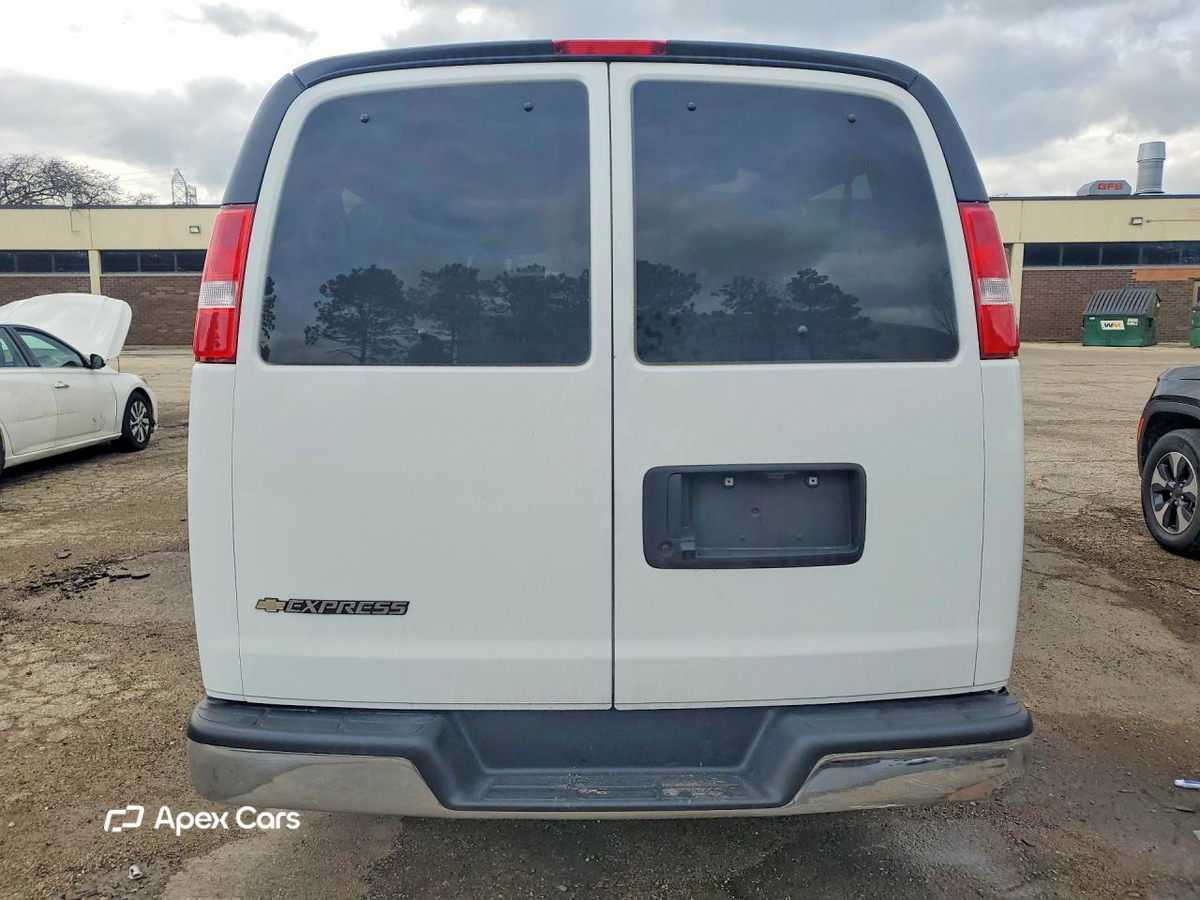 Chevrolet Express 2025