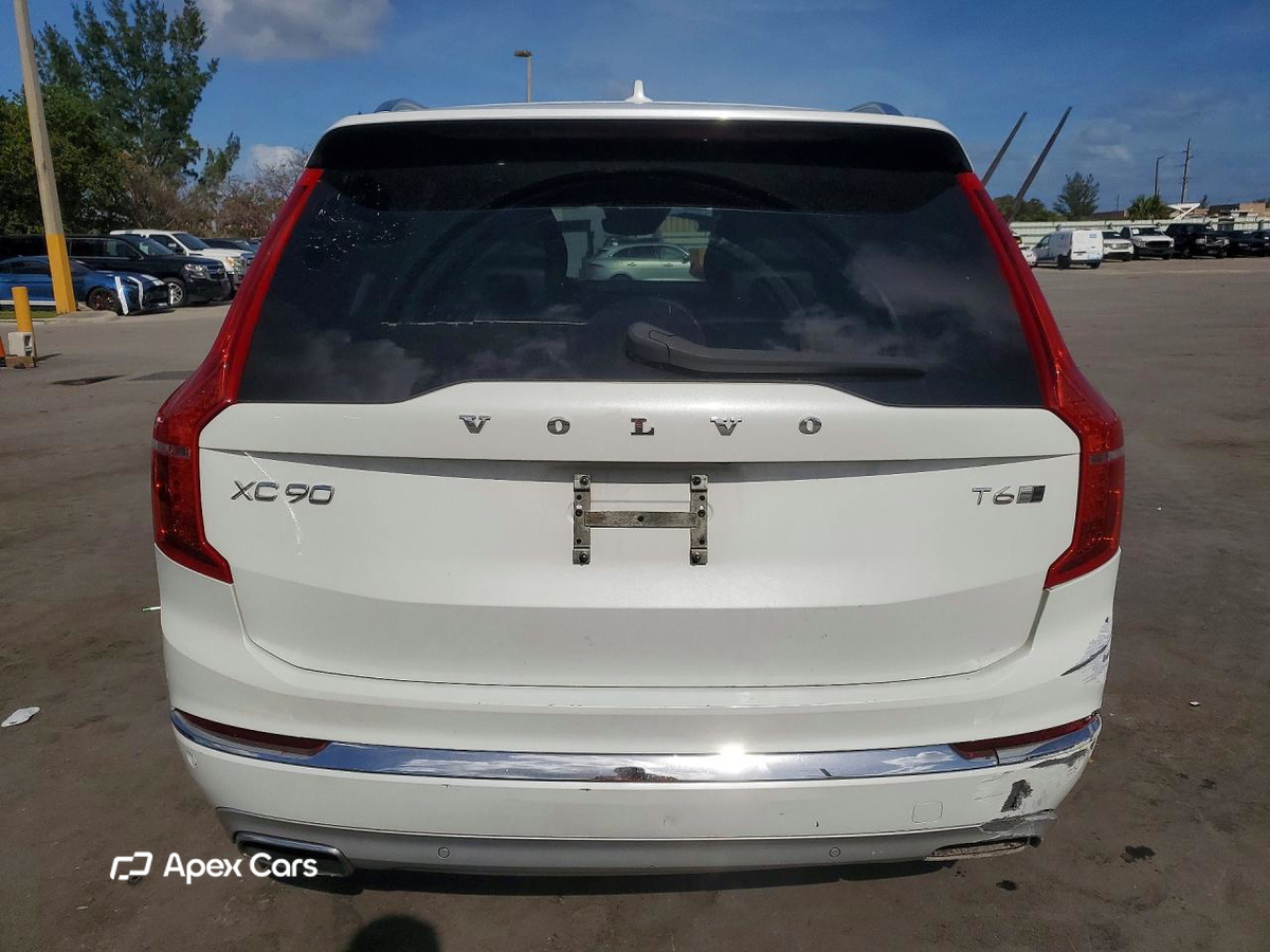 Volvo XC90 2020