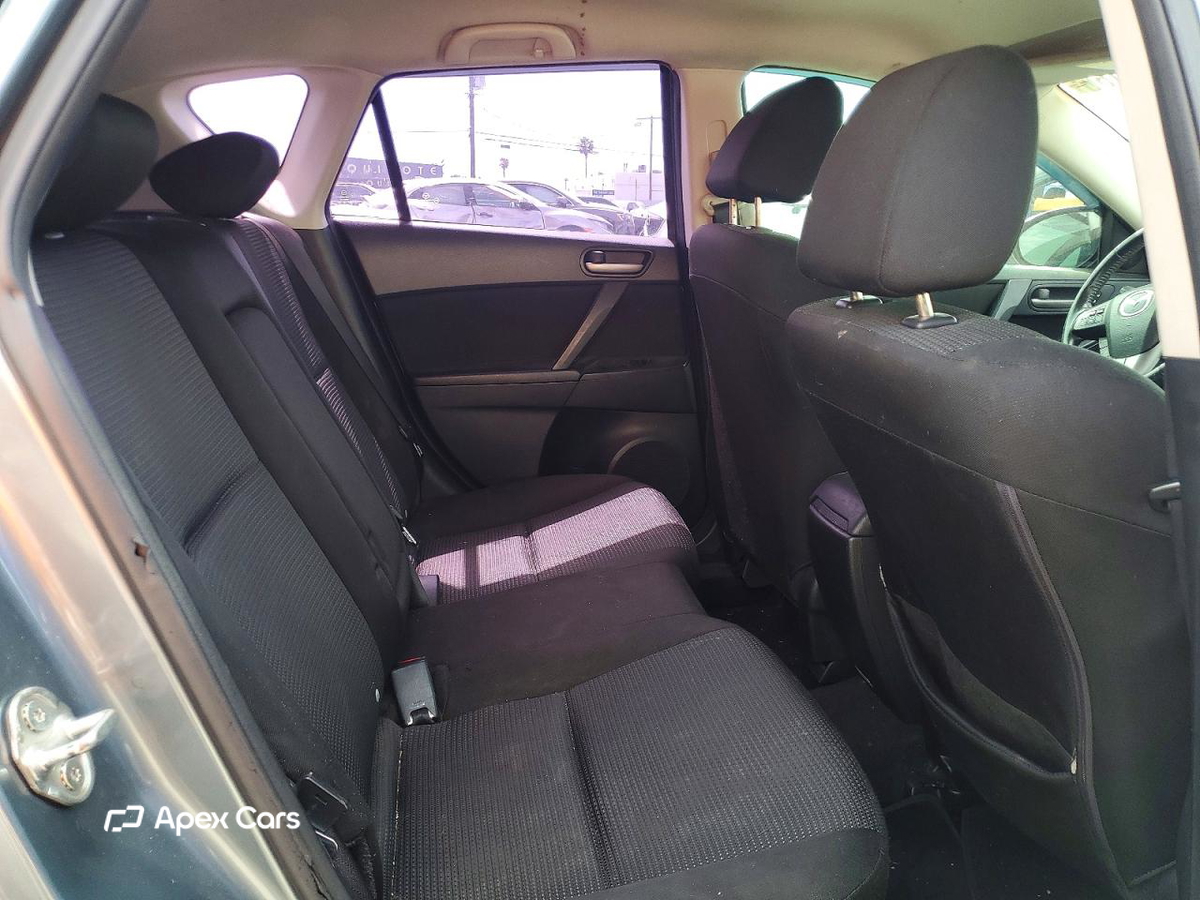 Mazda 3 2012