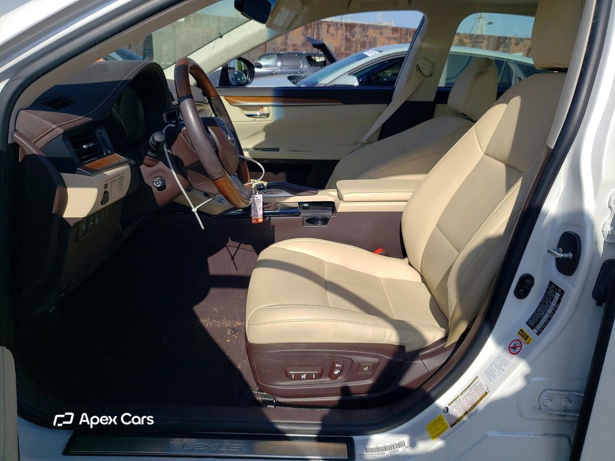 Lexus ES 2017