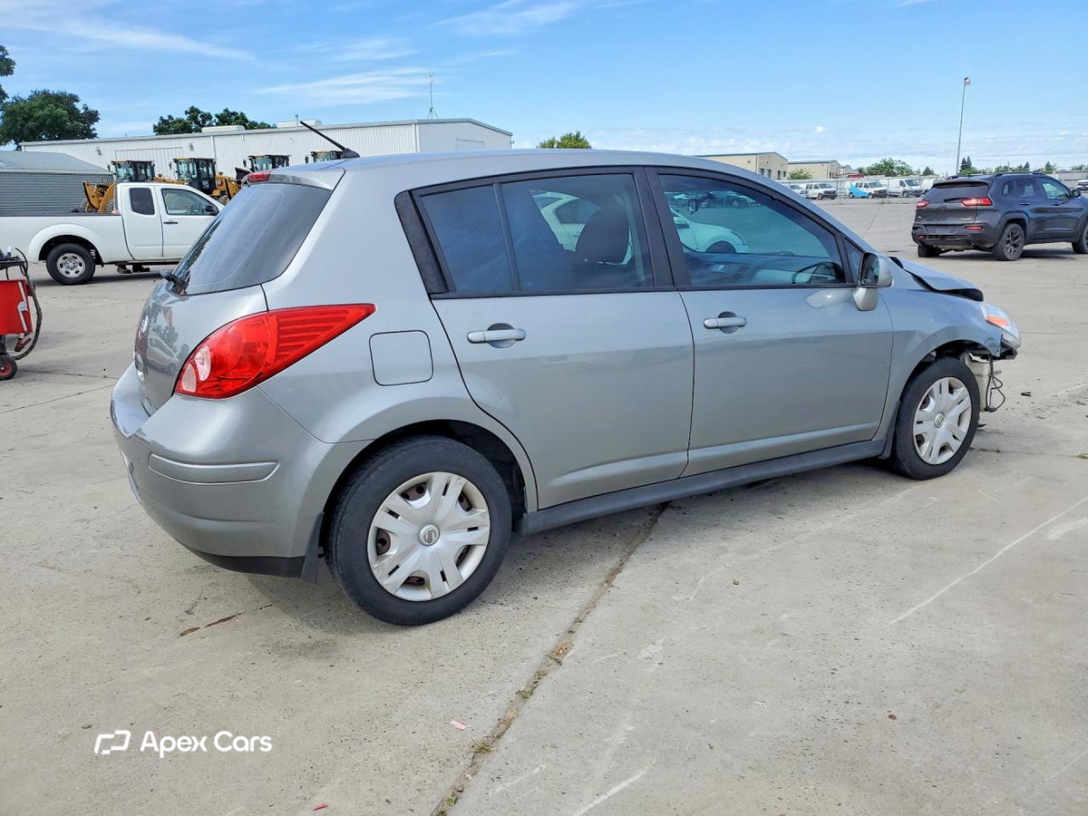 Nissan Versa 2010