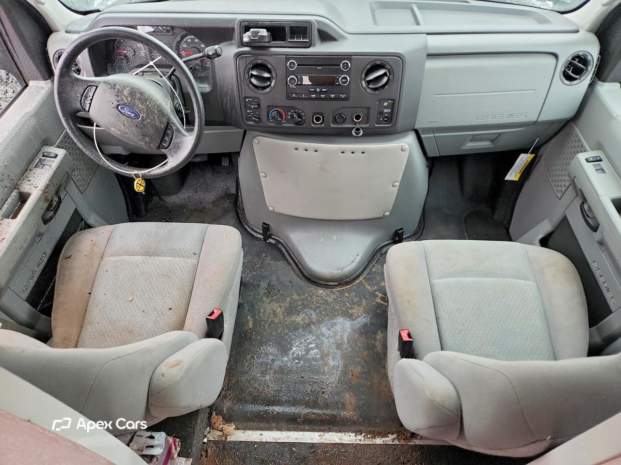 Ford Econoline 2011