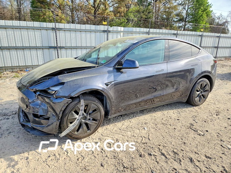 Tesla Model Y 2025 - Zdjęcie 1 z 14