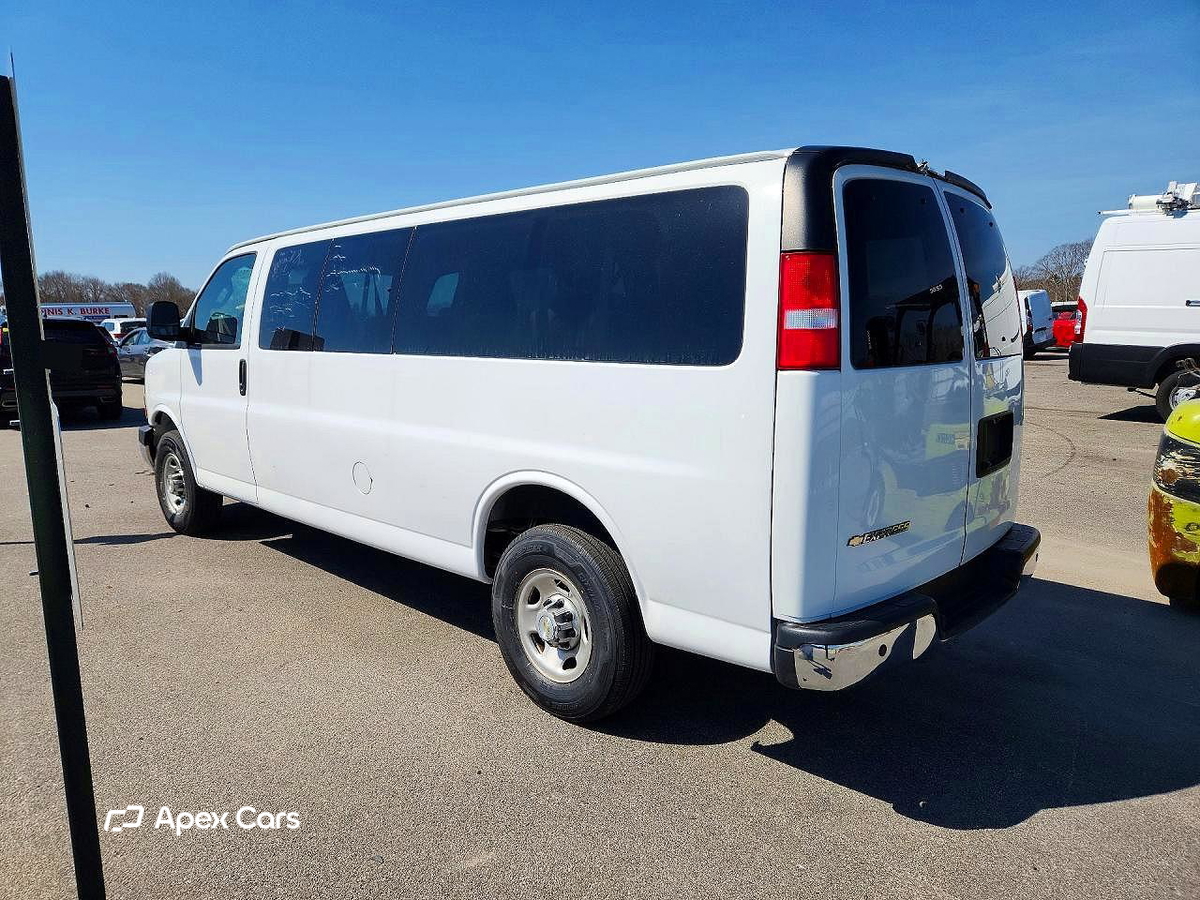 Chevrolet Express 2023