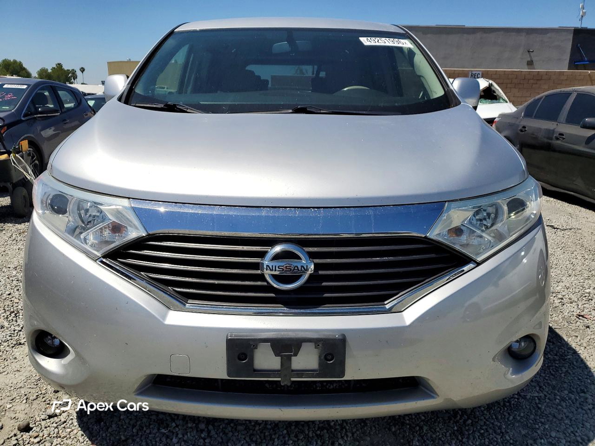 Nissan Quest 2015